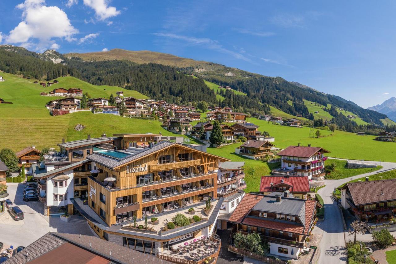 Hotel Alpin Spa Tuxerhof Exterior foto