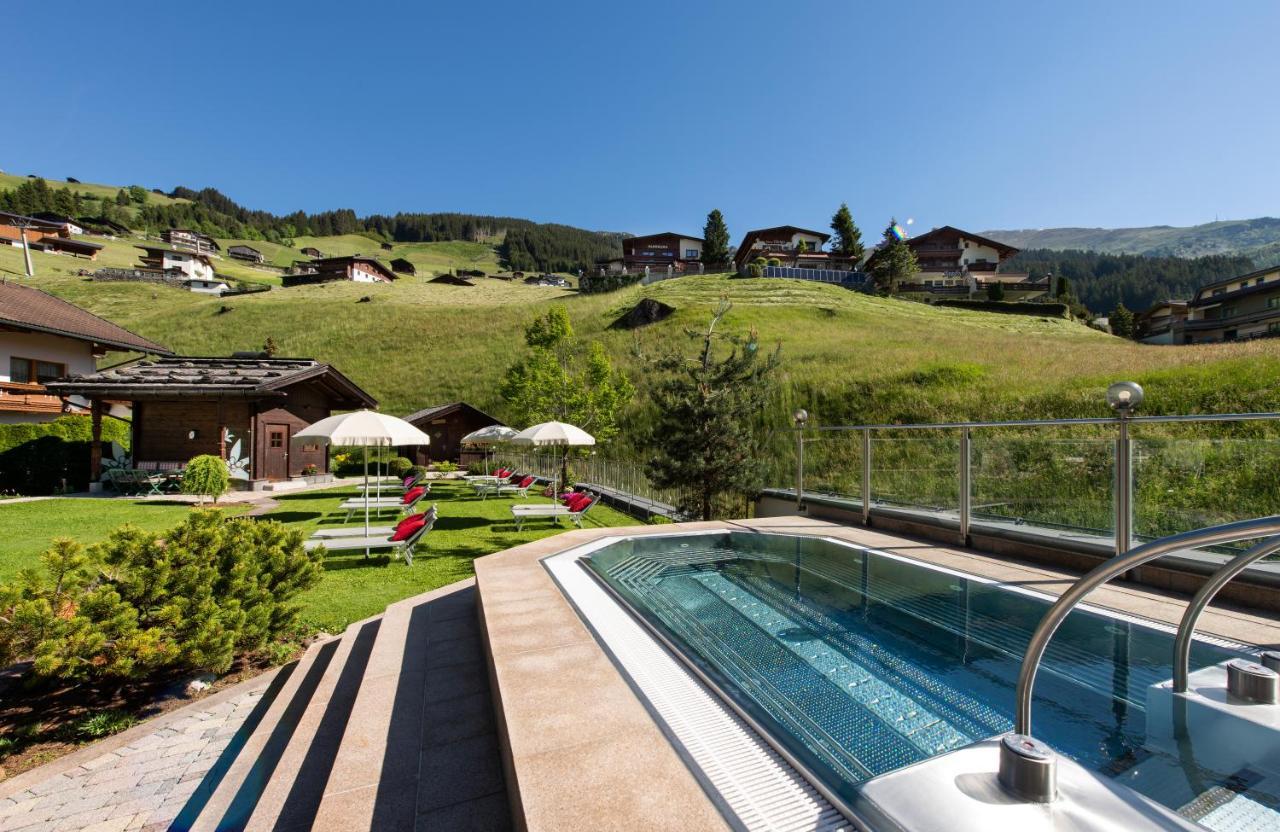Hotel Alpin Spa Tuxerhof Exterior foto